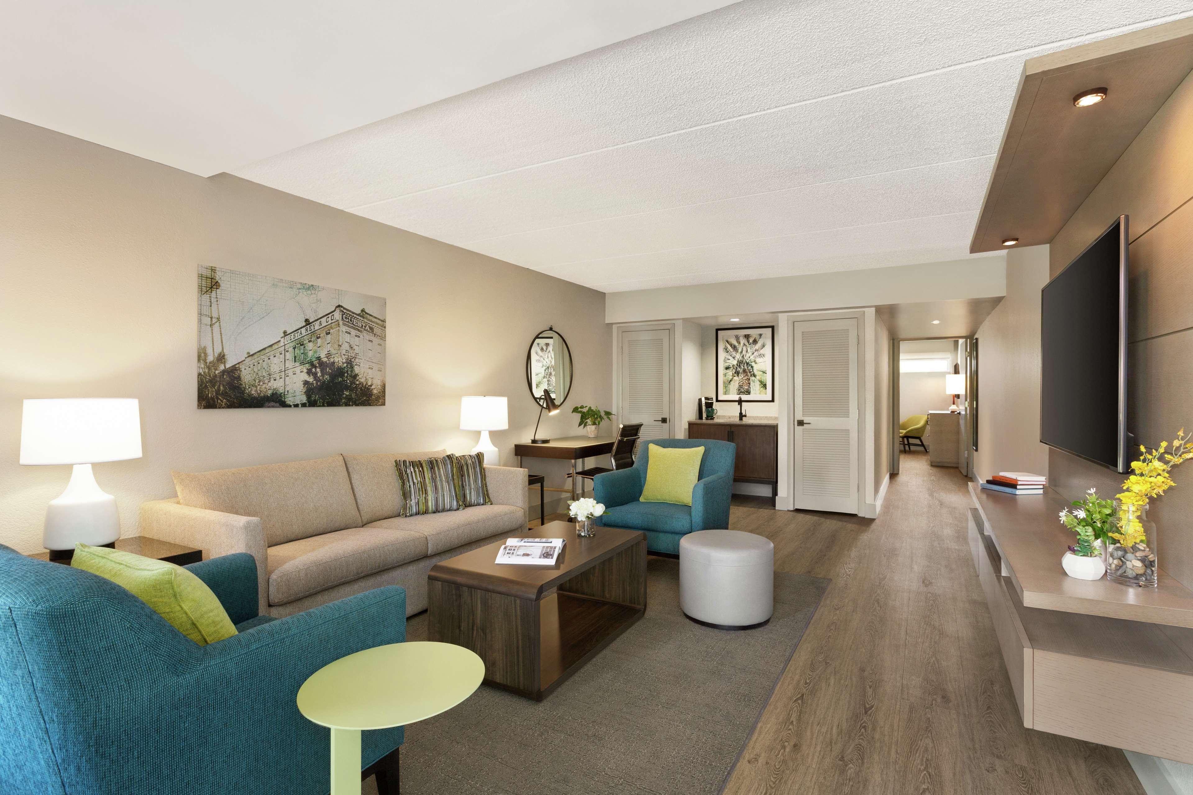 Hotel Alba Tampa, Tapestry Collection By Hilton Екстериор снимка