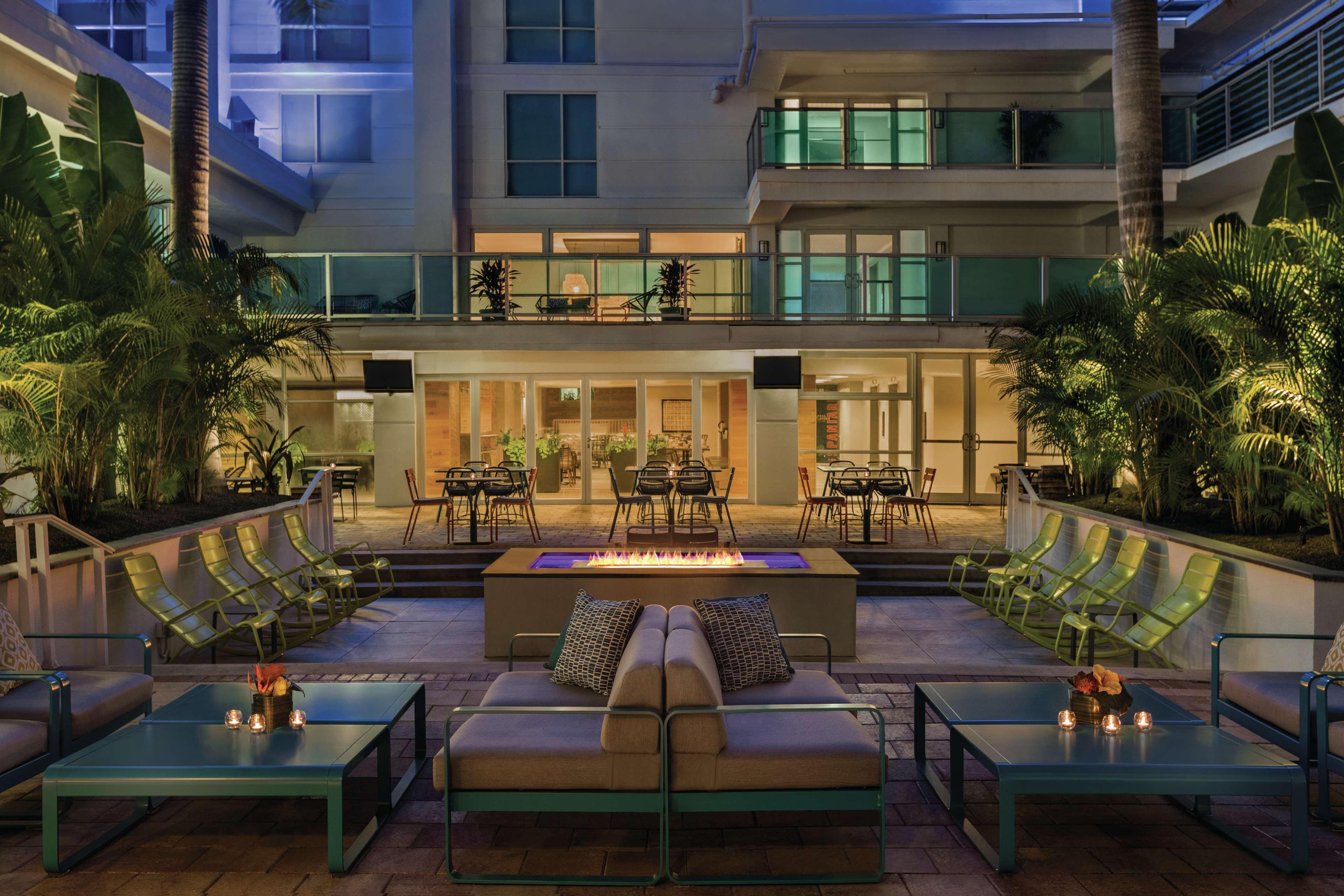 Hotel Alba Tampa, Tapestry Collection By Hilton Екстериор снимка
