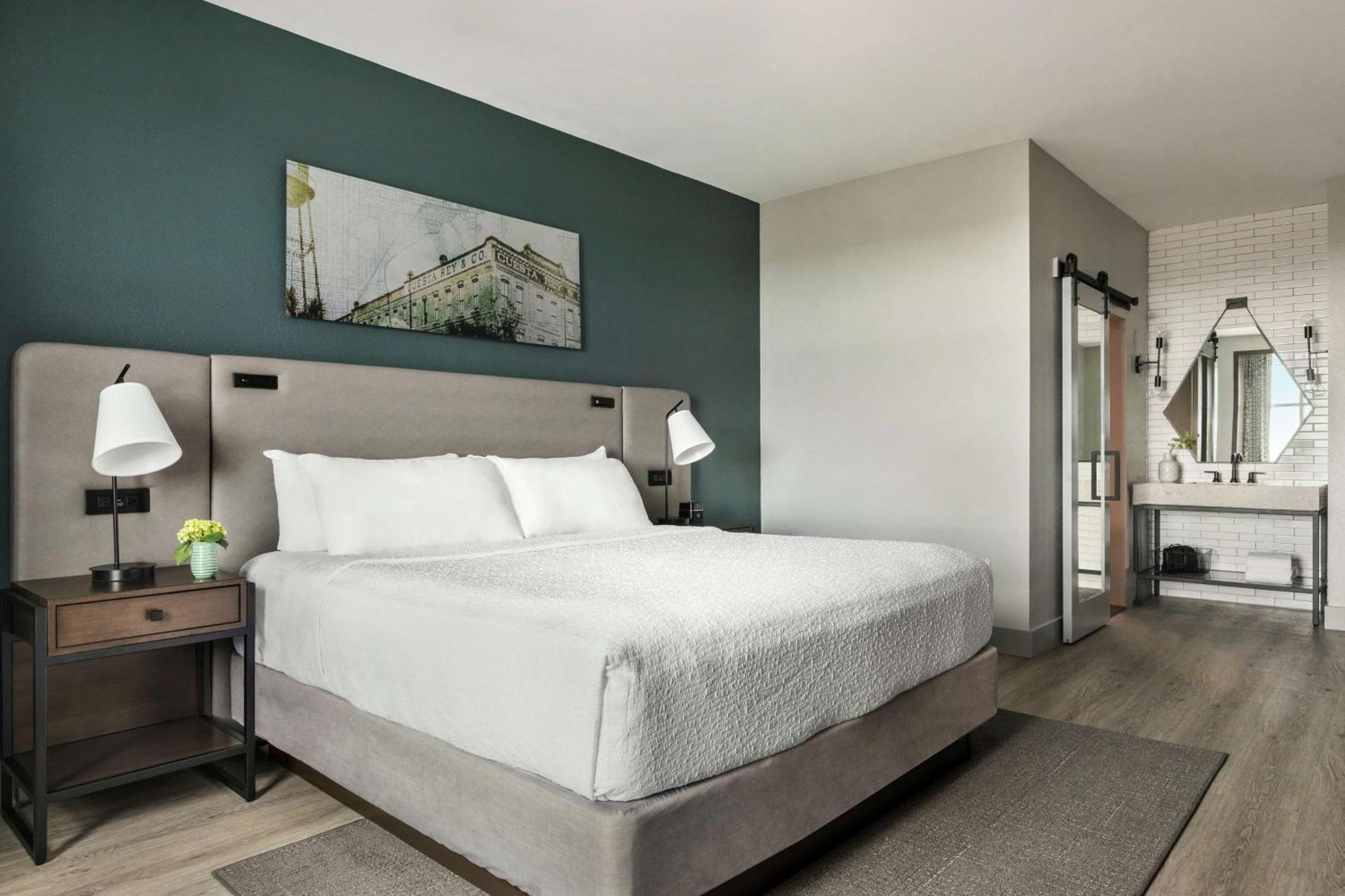 Hotel Alba Tampa, Tapestry Collection By Hilton Екстериор снимка