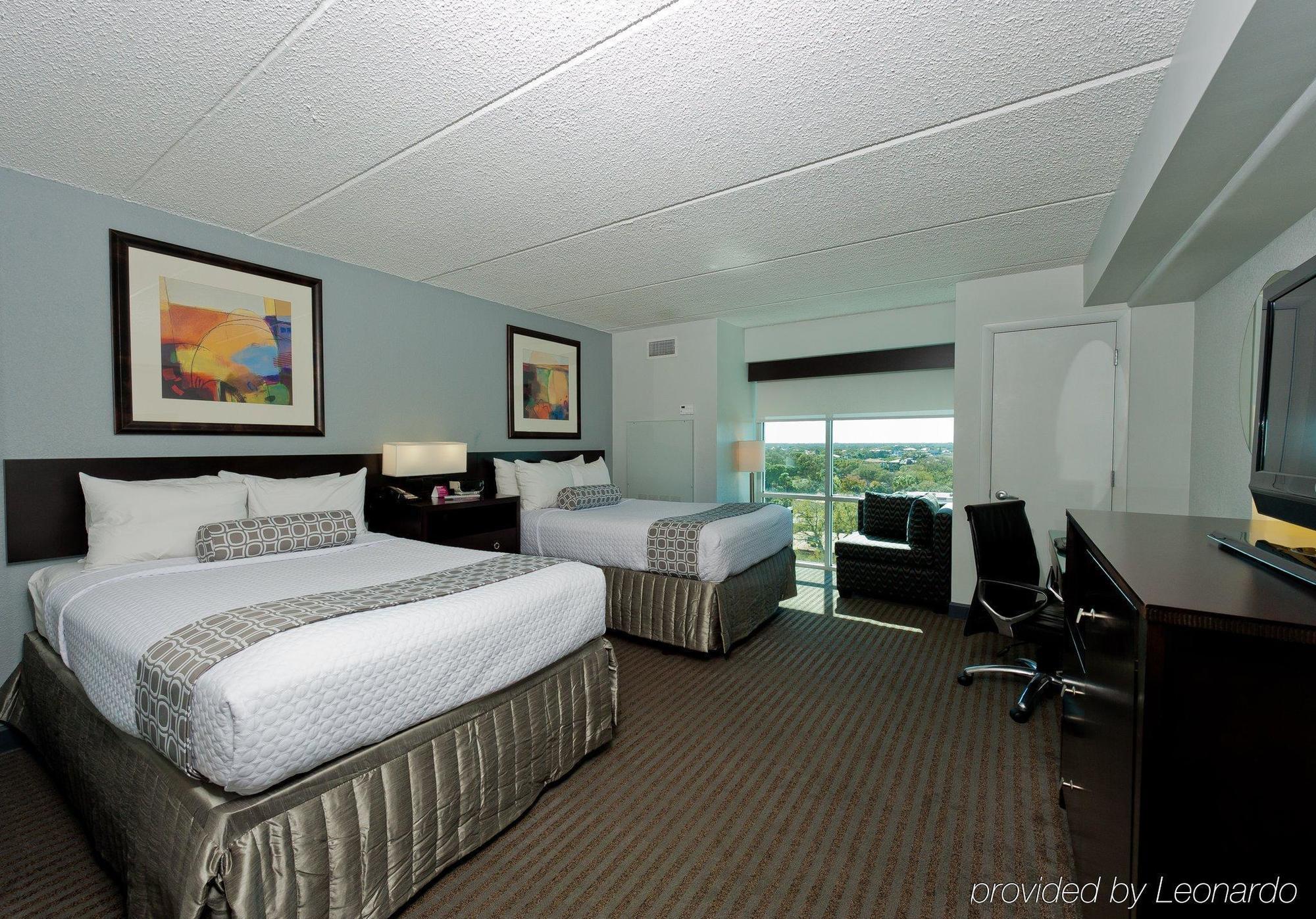 Hotel Alba Tampa, Tapestry Collection By Hilton Екстериор снимка